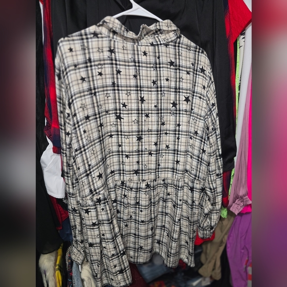 NWOT 2X Style & Co Womens Top 2X Plaid Star Long Sleeve Button Up Shirt Rayon - Picture 3 of 3